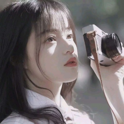 二次元麻花辫女生头像图片