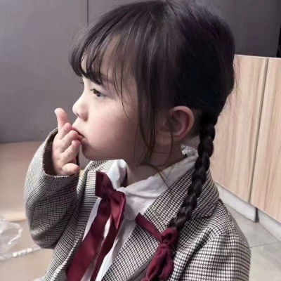 卡通头像女生可爱短发图片