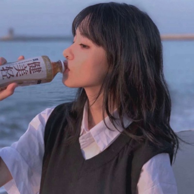 qq头像背影女生清新