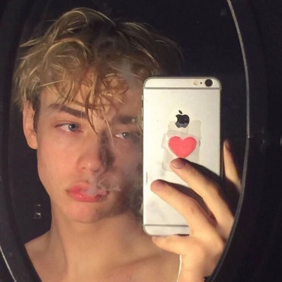 欧美让女生一看就喜欢的男生头像动漫