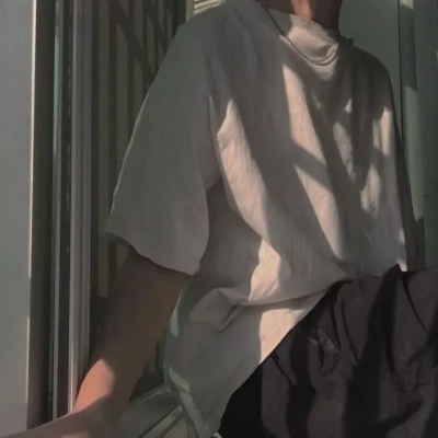 最火男生和女生都是公主的情侣头像图片