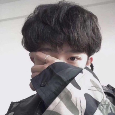 最火男生和女生都是公主的情侣头像图片