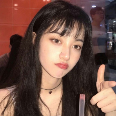 女生和女生的情侣头像图片