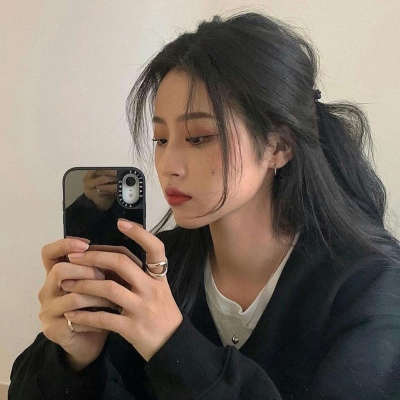 女生和女生的情侣头像图片