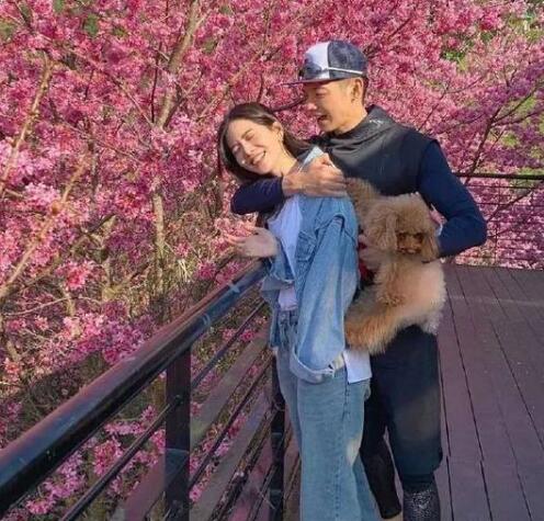 辰亦儒曾之乔恋爱经历太甜 十年陪伴你是我最重要的人