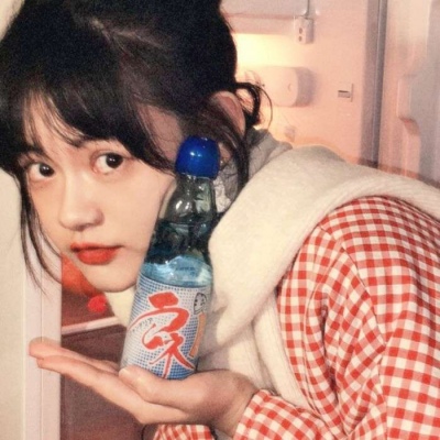 qq头像女生唯美远景图片