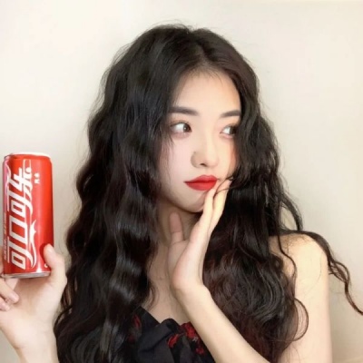 qq女生闺密头像背影