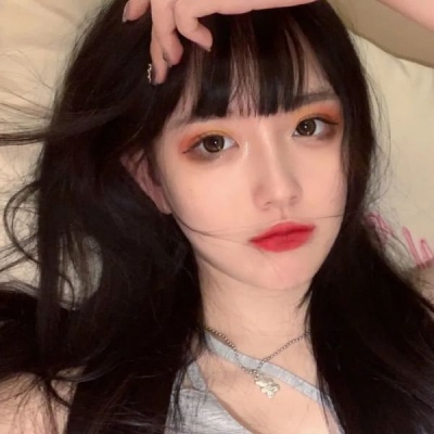 qq女生闺密头像背影