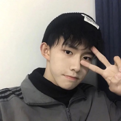 qq唯美动态头像男生带字图片大全可爱图片图片