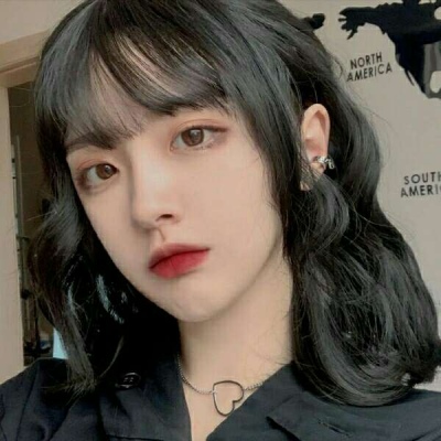 qq头像女生染发彩色