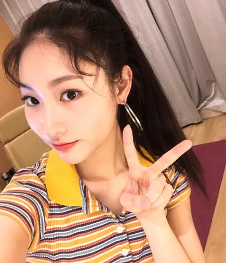敖心仪北京舞蹈学院的吗 嘉行新悦敖心仪个人资料介绍图片