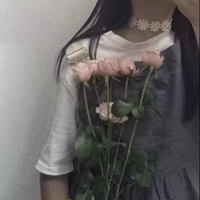 qq高清女生头像带字