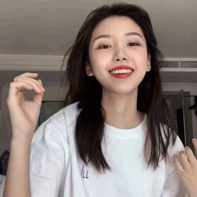 qq海边女生背影头像