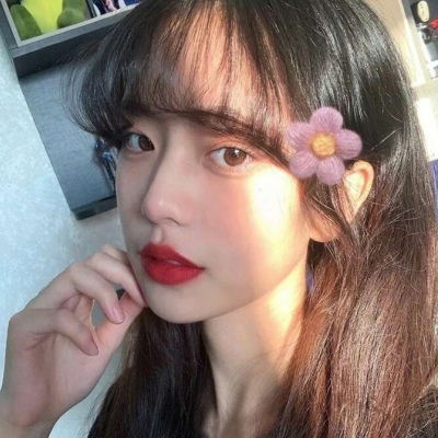 qq海边女生背影头像