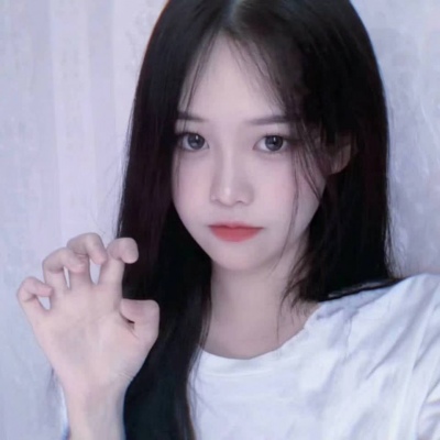 qq海边女生背影头像