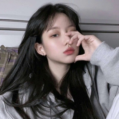 qq情侣女生头像带字图片
