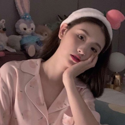 qq头像化妆女生头像