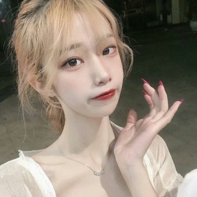 动漫黑白女生霸气头像