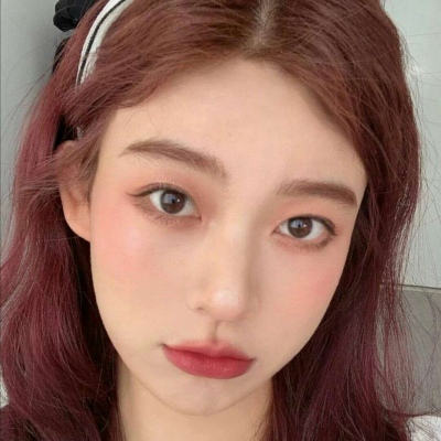 动漫黑白女生霸气头像
