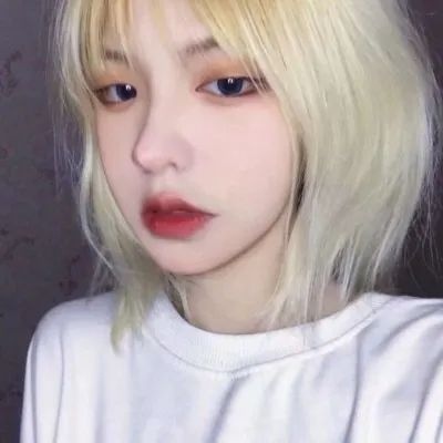 动漫黑白女生霸气头像
