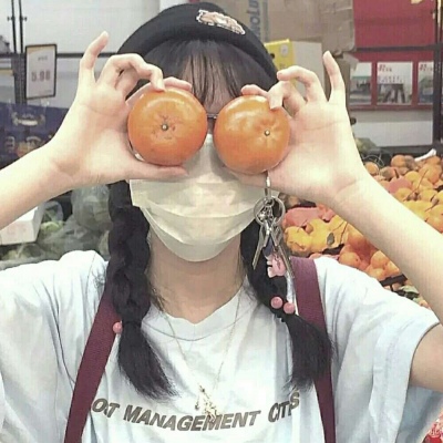 伤感图片短发女生头像