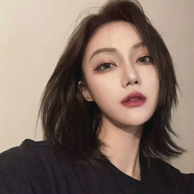 qq头像女生带复古眼镜