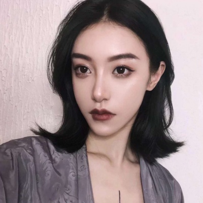 qq头像女生带复古眼镜