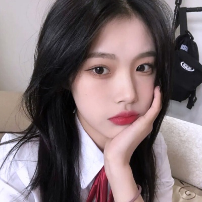qq头像女生最新版的