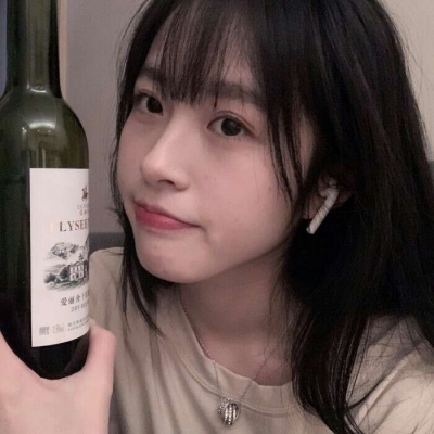 qq头像女生最新版的
