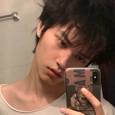 欧美头像男生丧气图片
