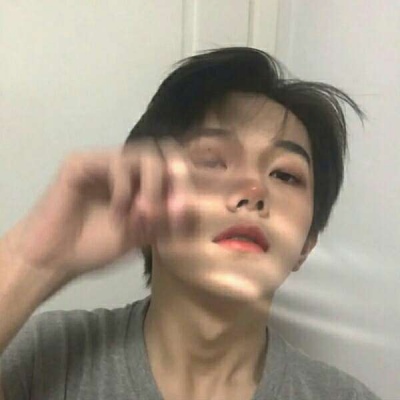 欧美头像男生丧气