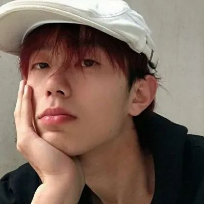 欧美头像男生丧气图片