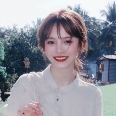 女生空气刘海长发头像图片