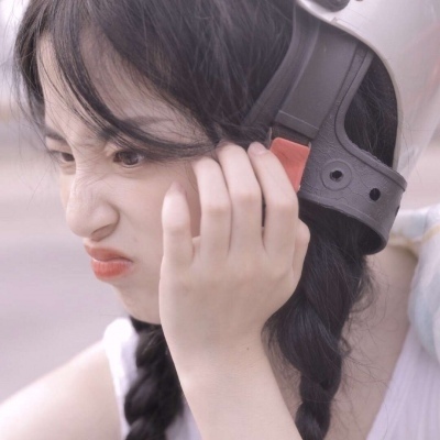 女生空气刘海长发头像图片
