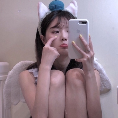 女生空气刘海长发头像图片
