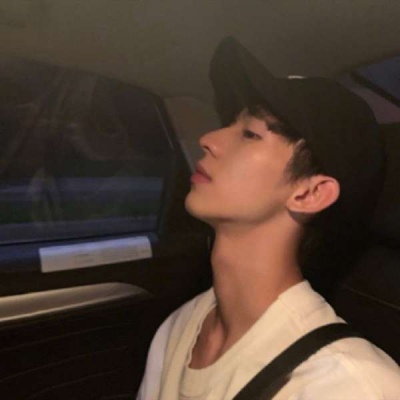 精神一点的头像男生图片