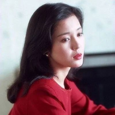 q友乐园女生黑白头像