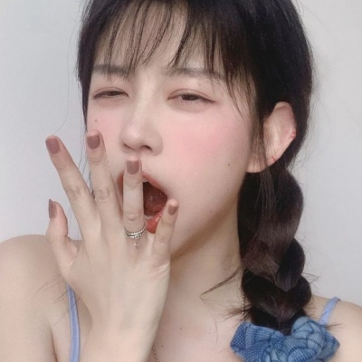 qq女生头像闺蜜霸气