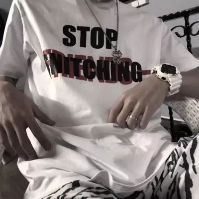 男生头像不露头西装图片