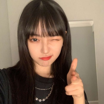 qq欧美头像女生纹身