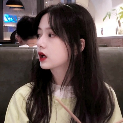 qq动漫女生霸气头像图片