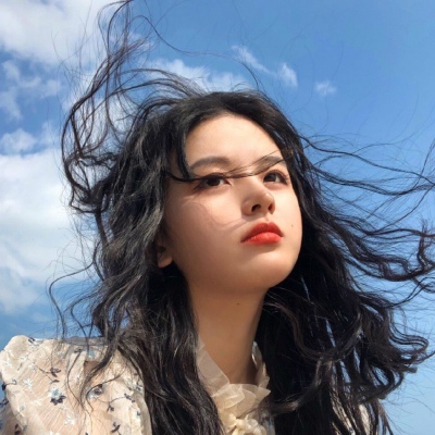 qq动漫女生霸气头像图片