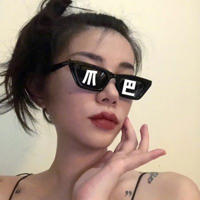 卡通比心头像女生头像
