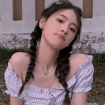 qq头像文艺女生头像图片