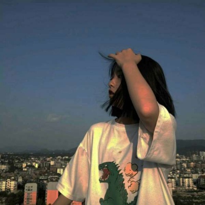 女生头像全身背影时尚