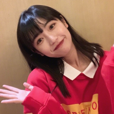女生动漫黑白背影头像