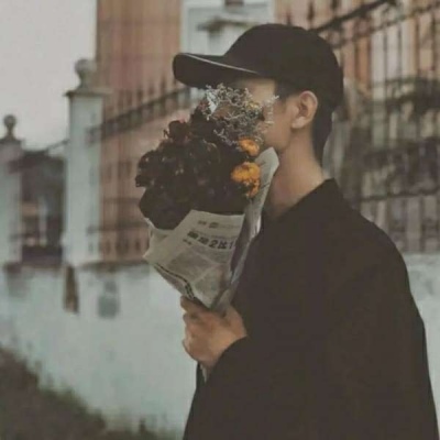 帅气的男生头像古风黑白背影图片