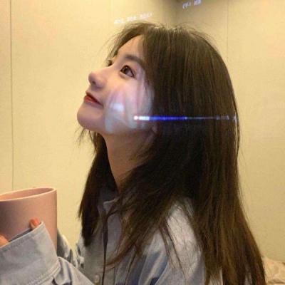 女生头像背影长发唯美图片