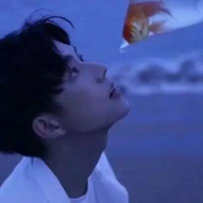 qq古风cos男生头像带斗篷的图片
