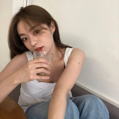 qq女生头像个性网情侣